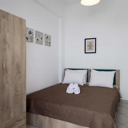 Parian Charming 3bedroom Apartment Páros