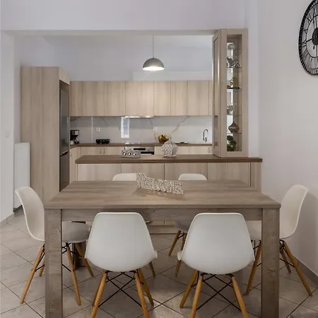 Parian Charming 3bedroom