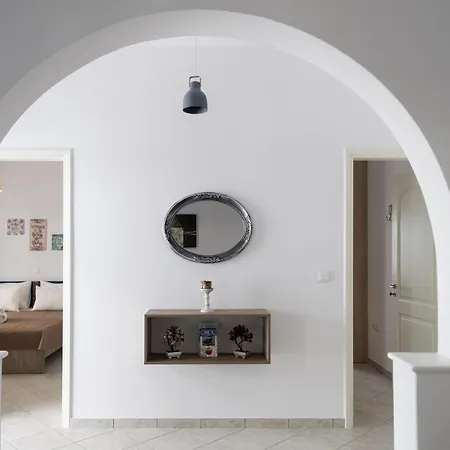 Parian Charming 3bedroom Apartment Páros