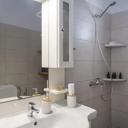 Parian Charming 3bedroom Apartment *